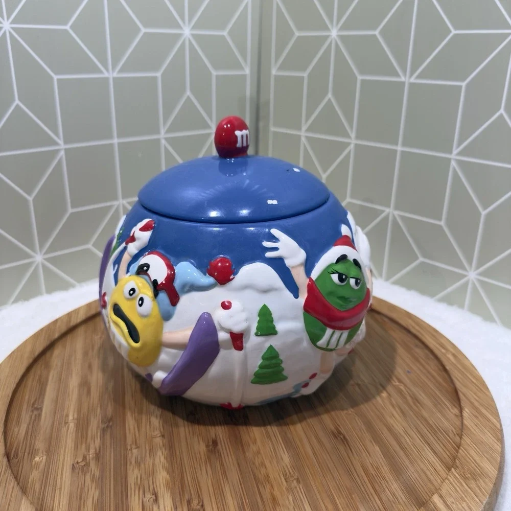 Vintage M&M's 2003 Ceramic Christmas Holiday‎ Winter Ski Cookie Jar 8